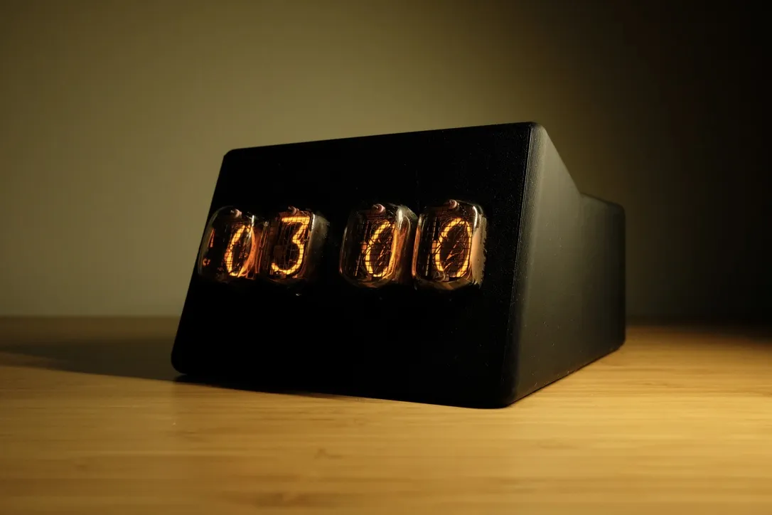 The clock from the right, showing the angled face of the black enclosure
